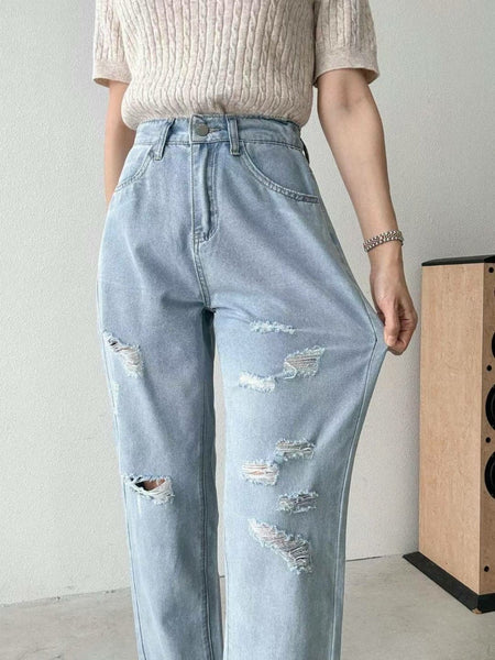 Summer Distressed Cropped length Jean