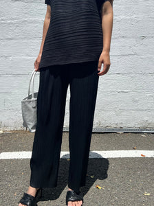 Pleated Cropped Pants